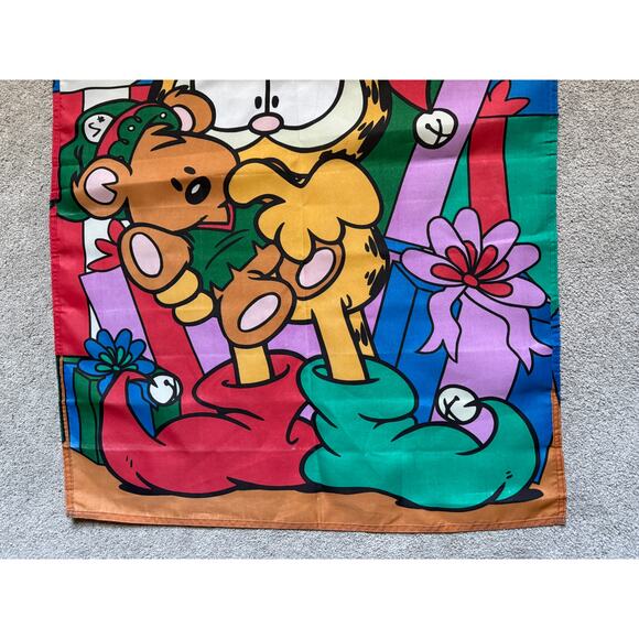 NWT Garfield Happy Holidays yard flag - Christmas - 80s - wall hanging 28 x 40 - Picture 4 of 8